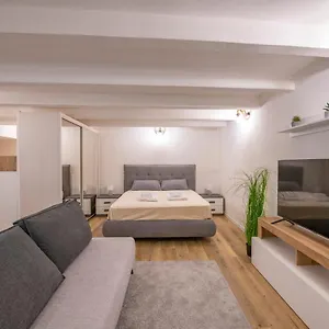 https://borsarihouse-wifi-smarttv.hotelinveneto.com